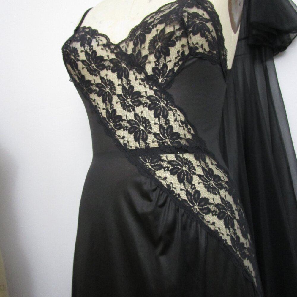 Black Peignoir Set Night Gown Robe Vintage Huge Sweep - Picture 5 of 16